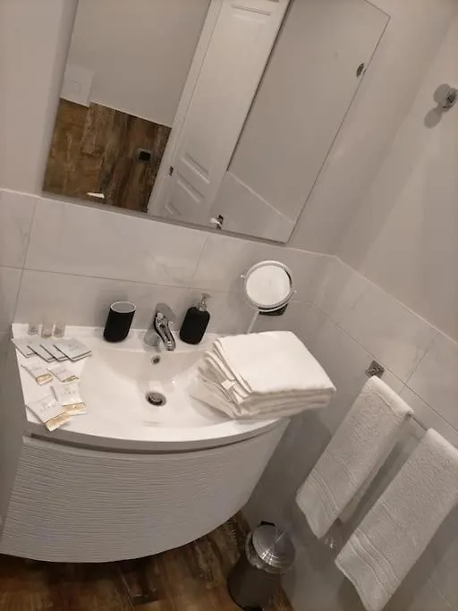 Apartament Rail Apt Neapol Włochy